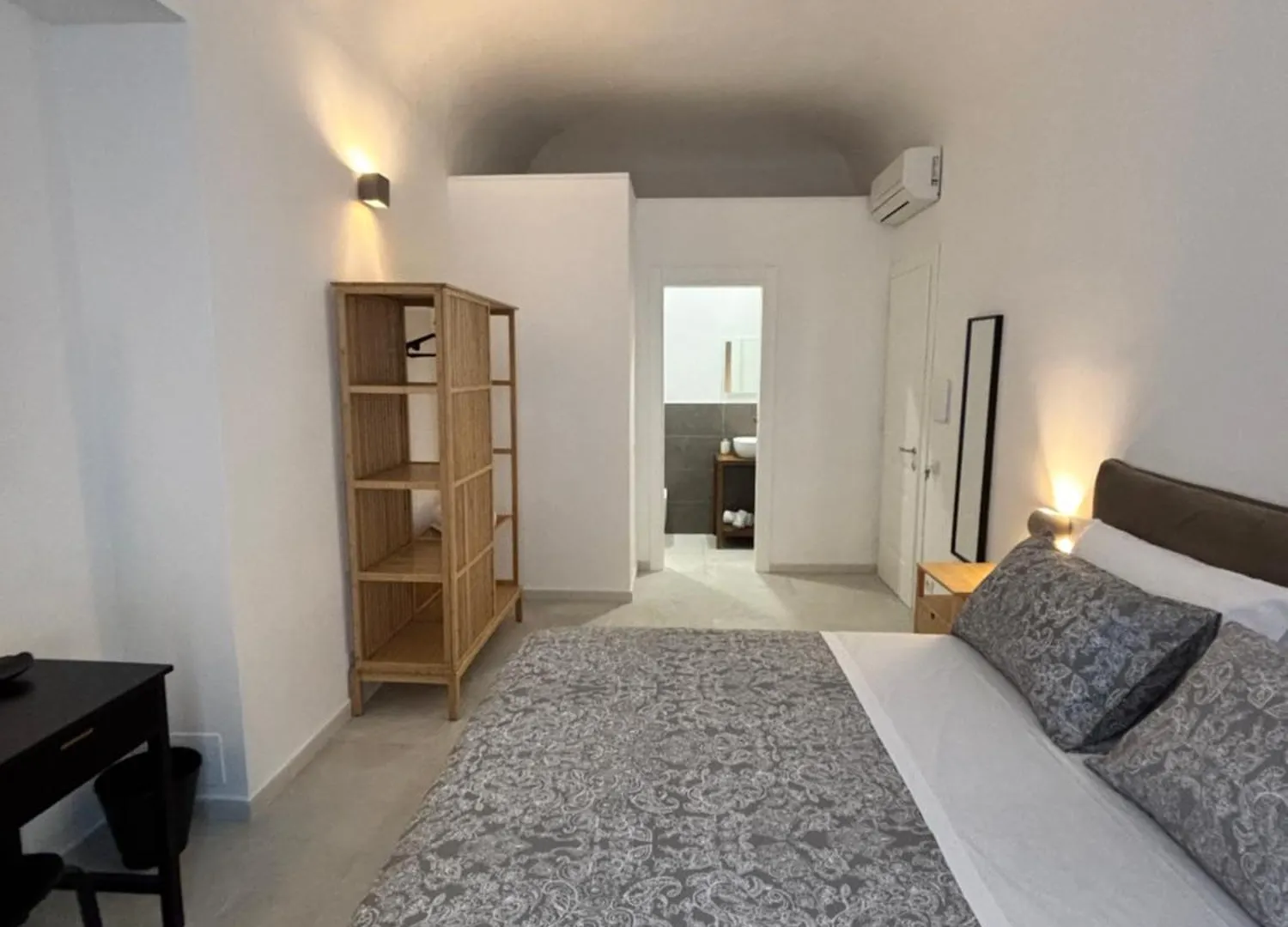 منزل للإقامة Historic Central Balcony Rooms & Apartment On Via Maqueda باليرمو